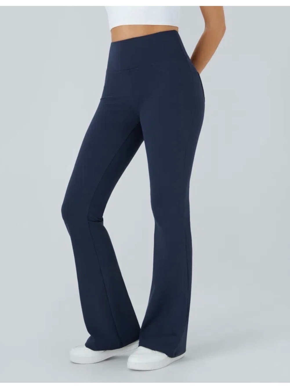 🆕 Halara DayStretch High Waisted Pocket Flare Yoga Leggings